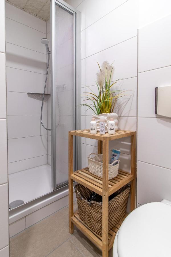 Modernes Apartment Im Gruenen I Balkon I Wlan I Stellplatz 施瓦岑贝格 外观 照片